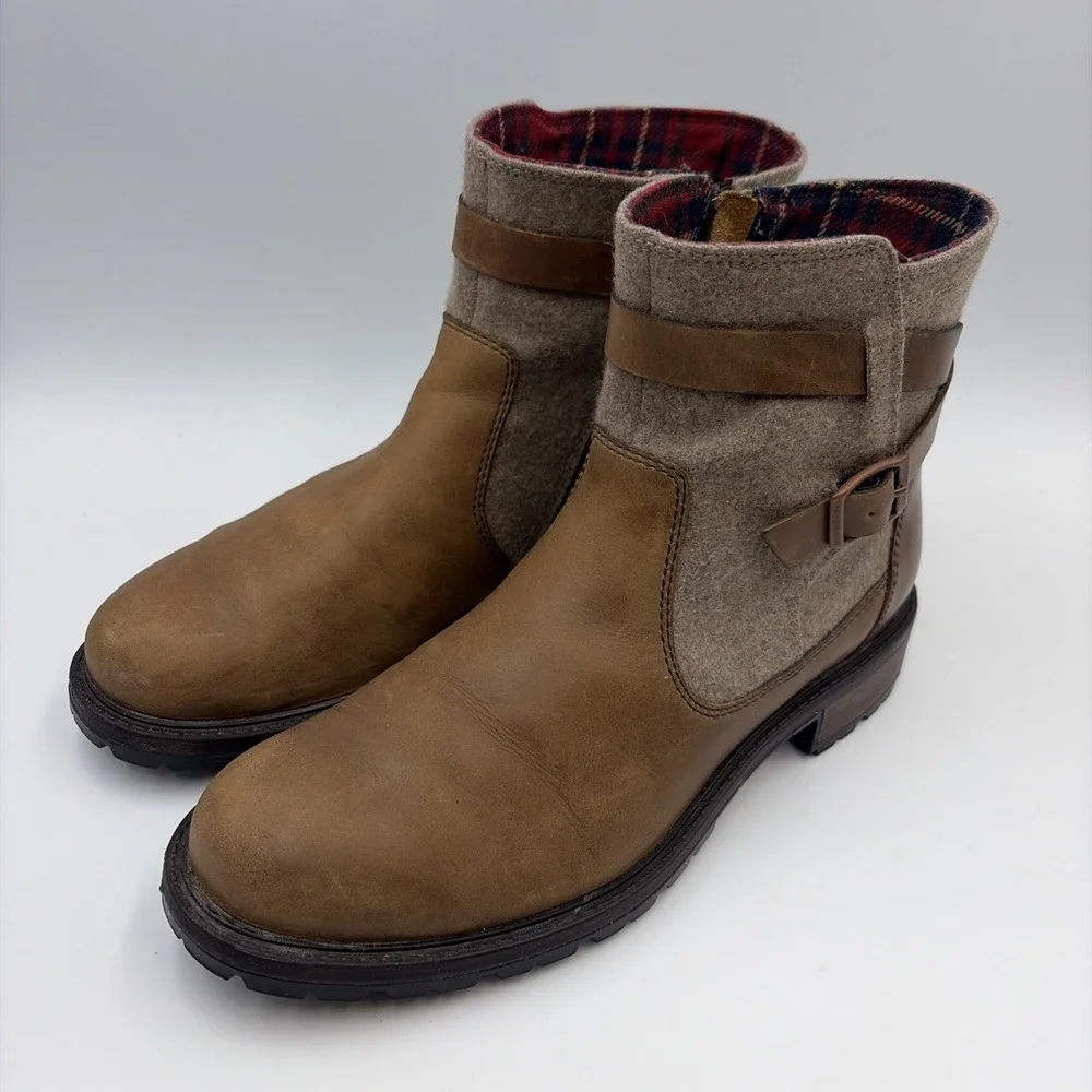 Merrell Legacy Buckle Waterproof Boots Leather Heel Zip Women's Size 7.5/38